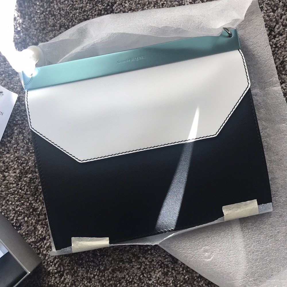 Alexander McQueen bar bag